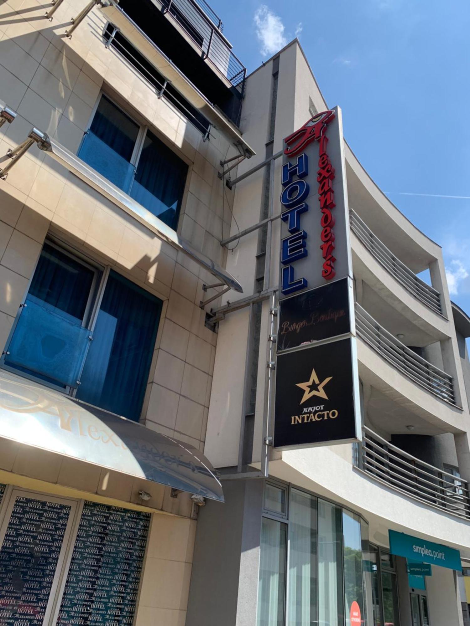 Hotel Alexander'S Nitra Zewnętrze zdjęcie