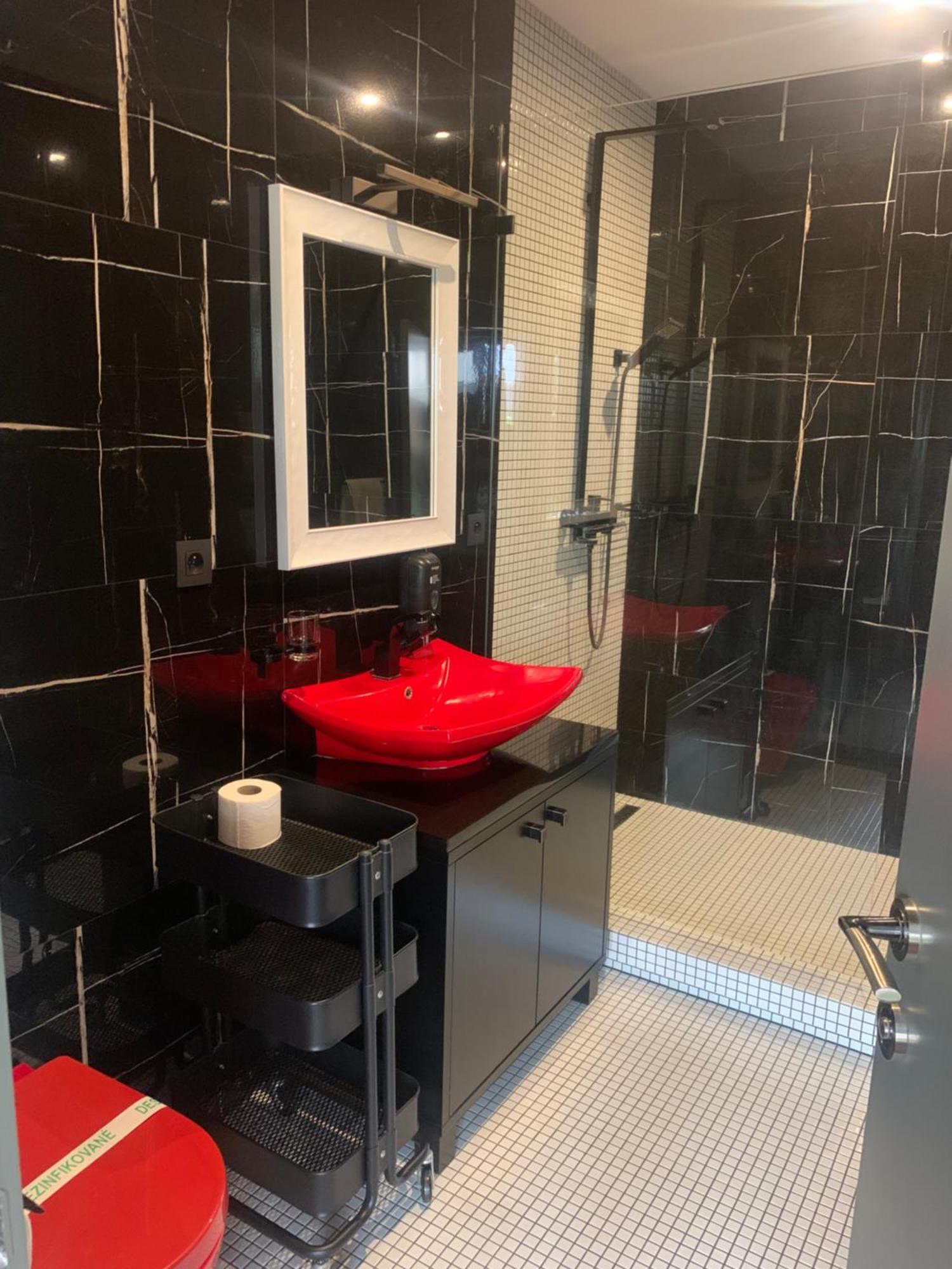 Hotel Alexander'S Nitra Zewnętrze zdjęcie