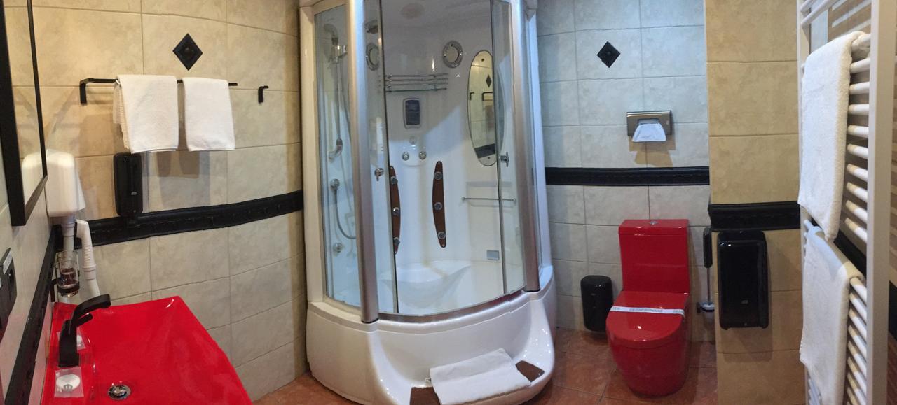Hotel Alexander'S Nitra Zewnętrze zdjęcie