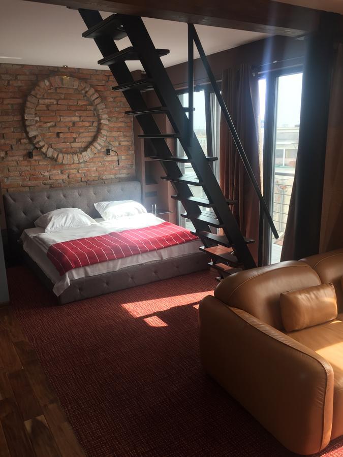 Hotel Alexander'S Nitra Zewnętrze zdjęcie