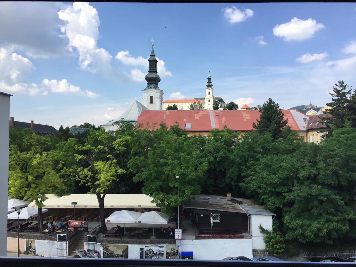 Hotel Alexander'S Nitra Zewnętrze zdjęcie